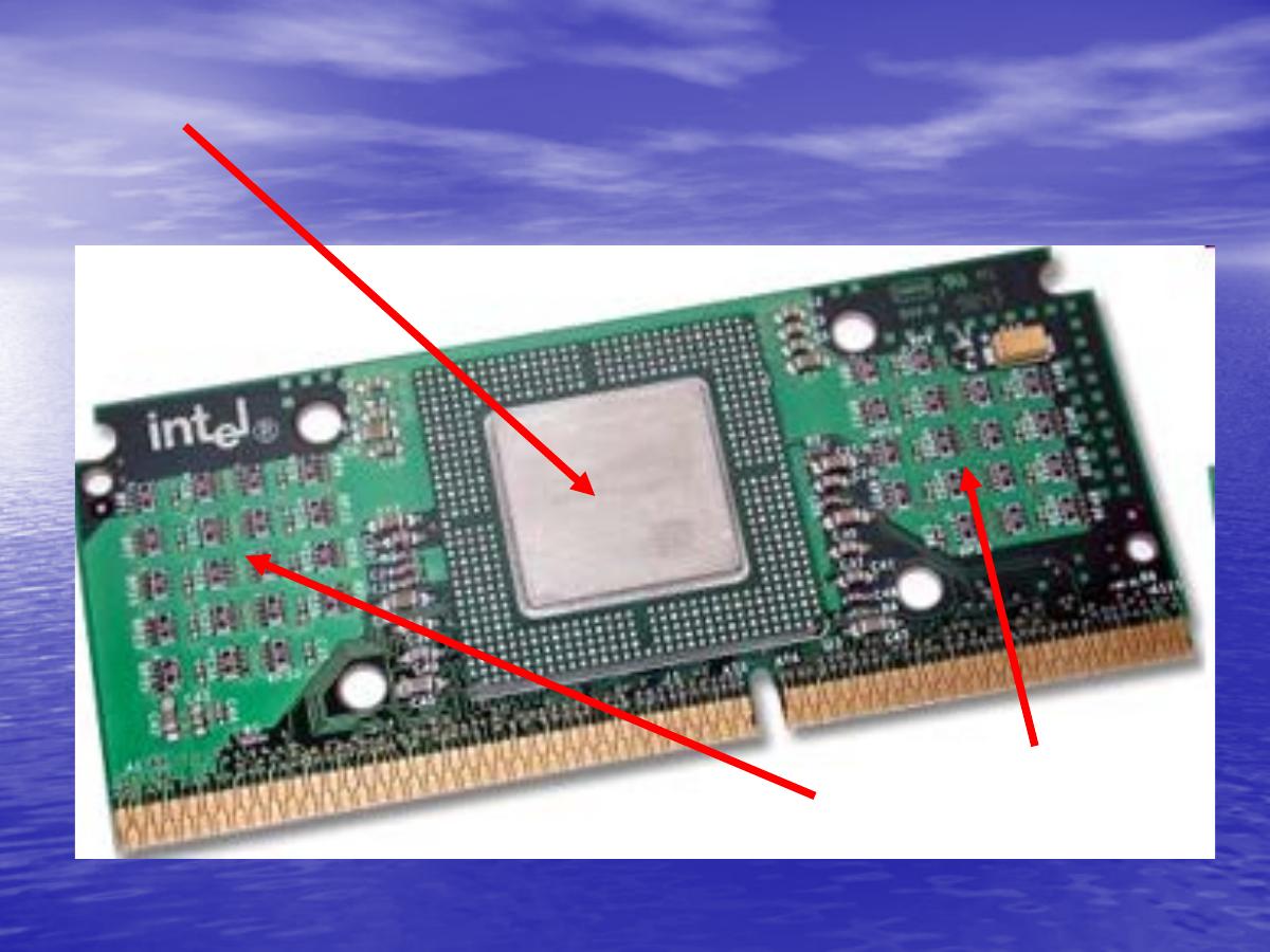 Intel Slot 1 procesor (kartový formát)